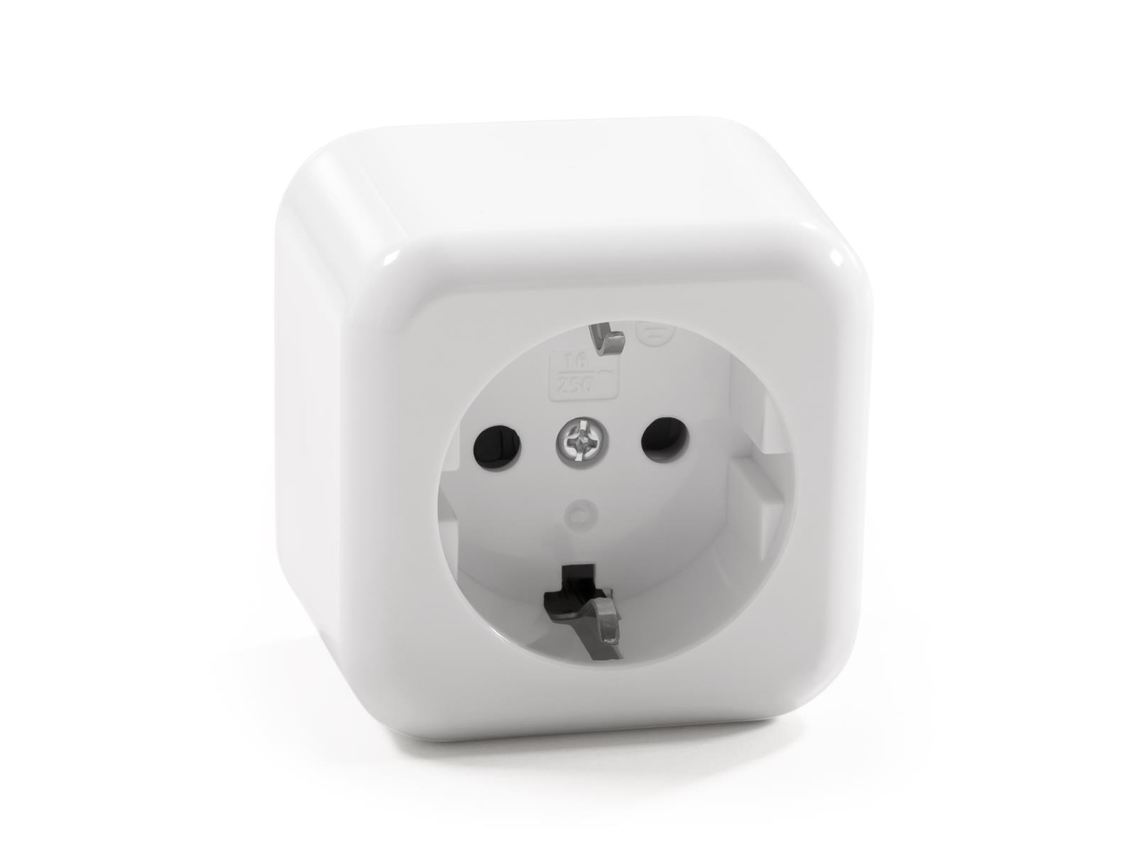 Schutzkontakt-Steckdose McPower ''Finery'', 250V/16A, AP, Einsteckschutz, weiß