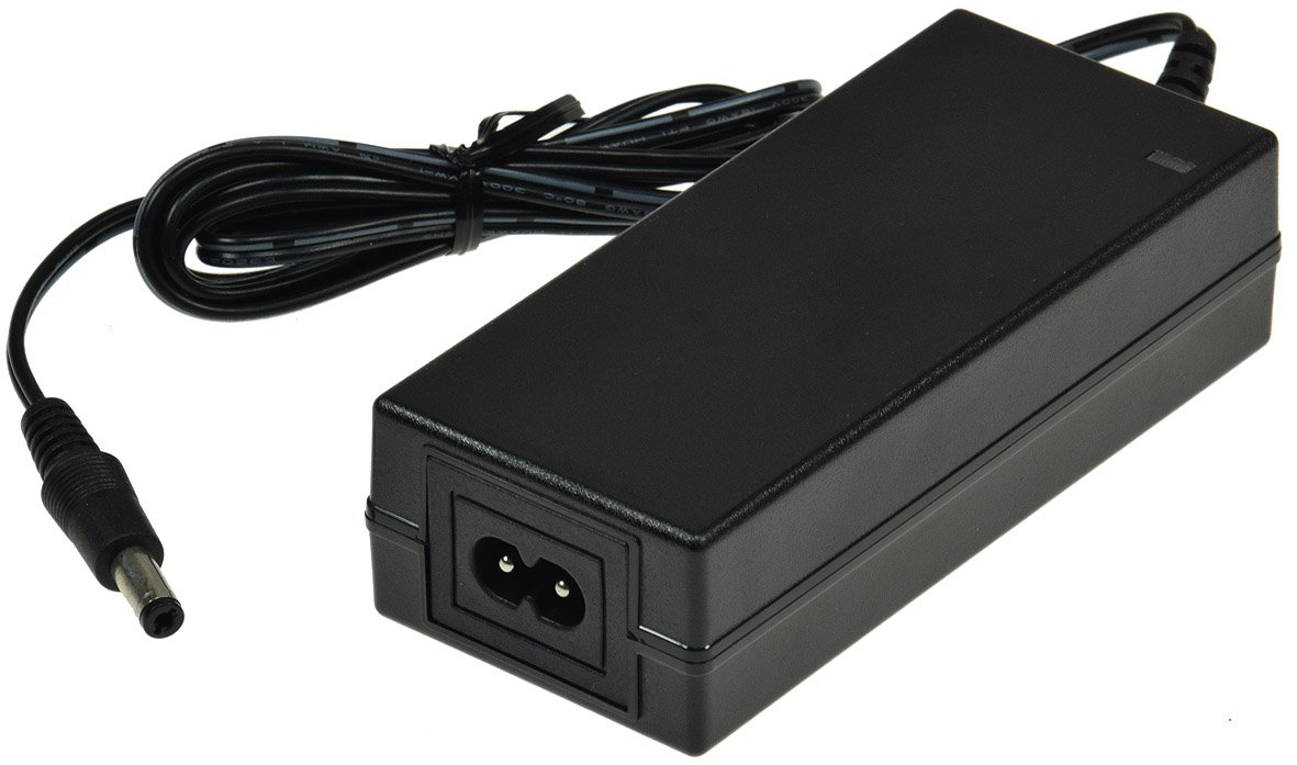 ChiliTec Bluetooth Verstärker 4-Kanal 4X 15Watt AUX IN Mini Einbau Endstufe mit 230V auf 12V= / 5A Netzteil Musik Streaming von Smartphone, Tablet